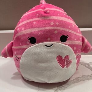 Aidy the Valentine’s Day Whale Squishmallow